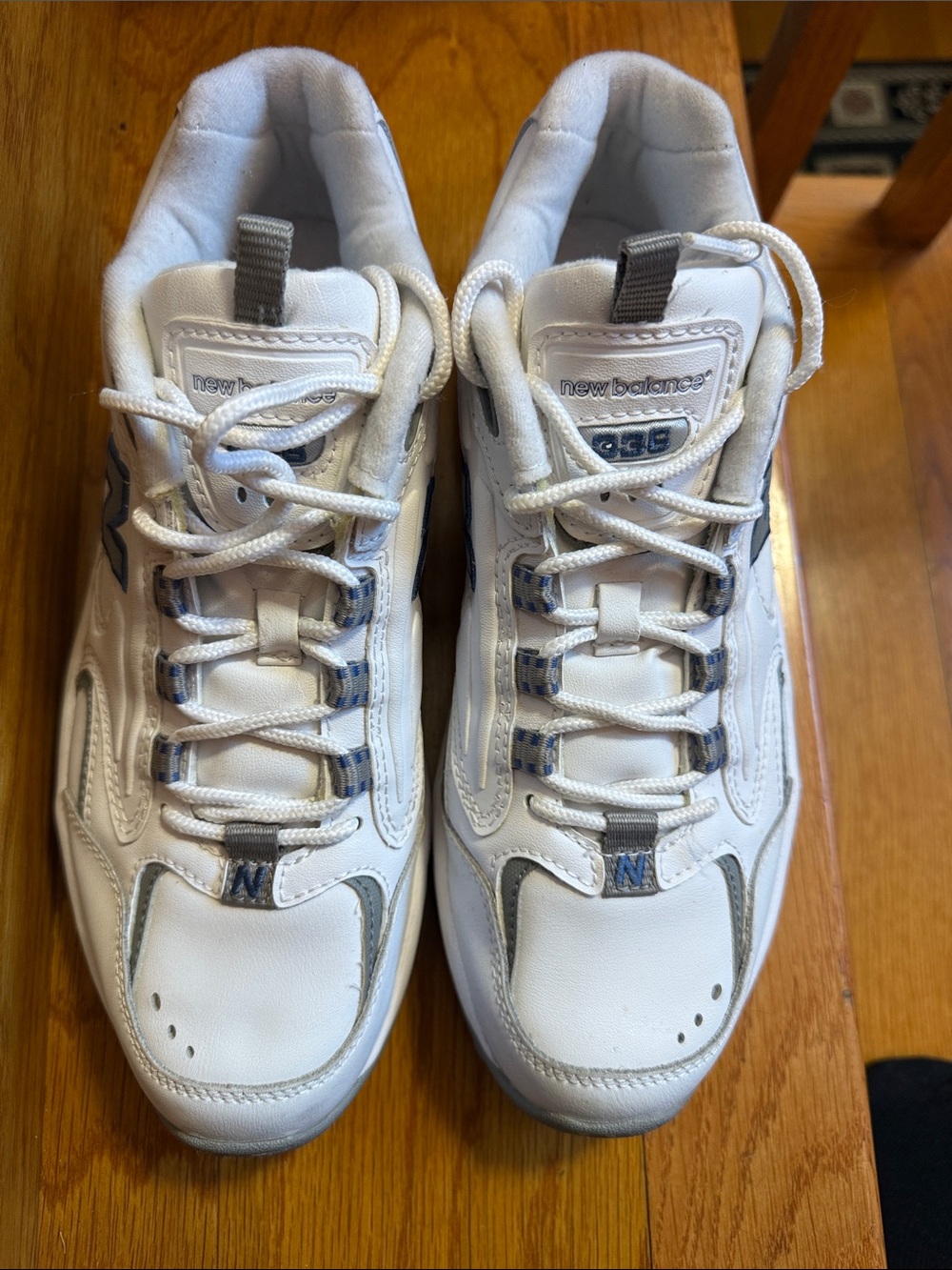 New Balance Men's White and Gray Sneakers